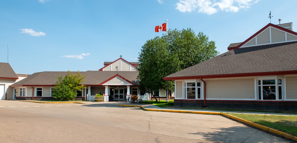 la crete community health centre exterior.
