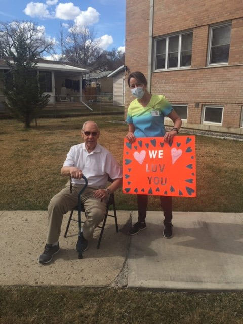 2020-04-28-we-luv-you-sign